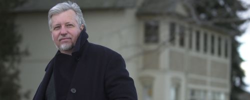 Dan Simmons, author
