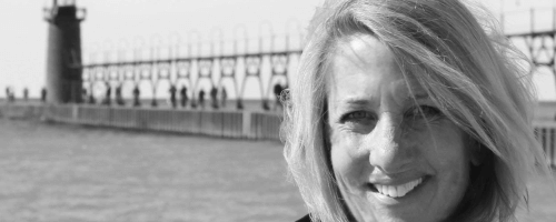 Darci Hannah, author