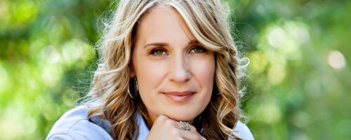 Kerry Lonsdale, author