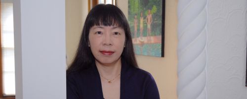 Laura Joh Rowland, author