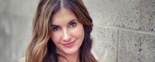 Lisi Harrison, author