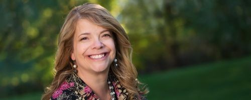 RaeAnne Thayne, author