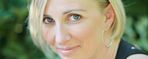 Scarlett Cole, author