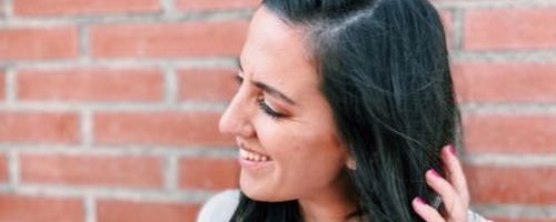 Elena Armas, author