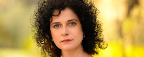 Mary Anna Evans, author